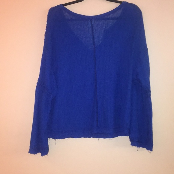 Free People Size S NWOT Blue Knit Top - Picture 3 of 4